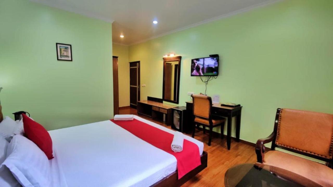 Hotel Marc Σίμλα Εξωτερικό φωτογραφία