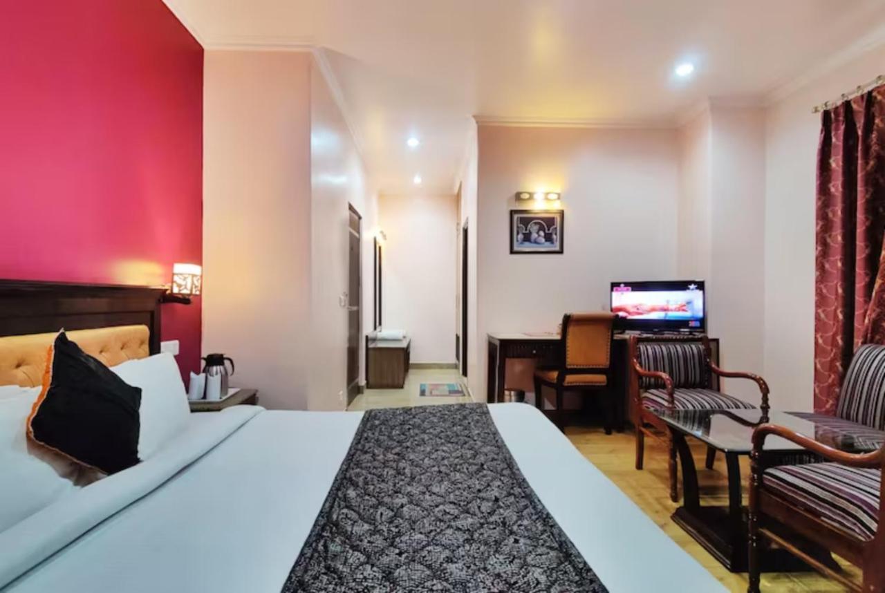 Hotel Marc Σίμλα Εξωτερικό φωτογραφία