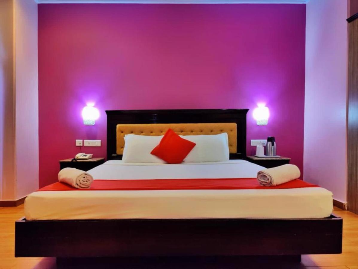 Hotel Marc Σίμλα Εξωτερικό φωτογραφία