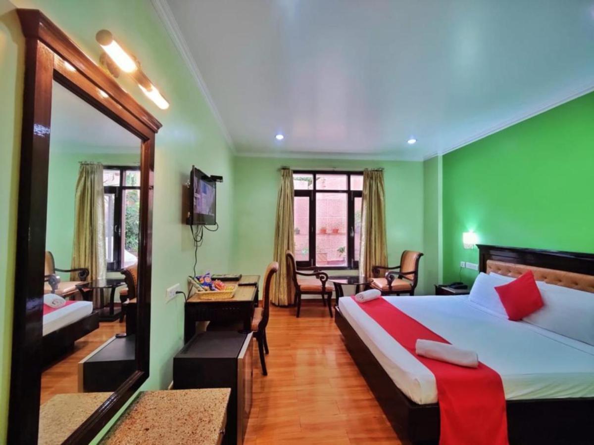 Hotel Marc Σίμλα Εξωτερικό φωτογραφία