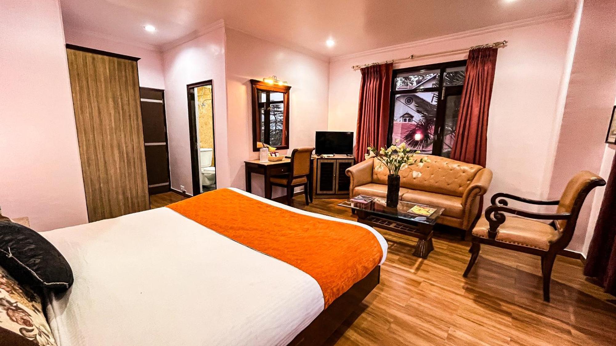 Hotel Marc Σίμλα Εξωτερικό φωτογραφία